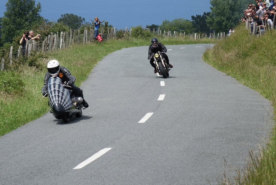 WHEELS AND WAVES 2015